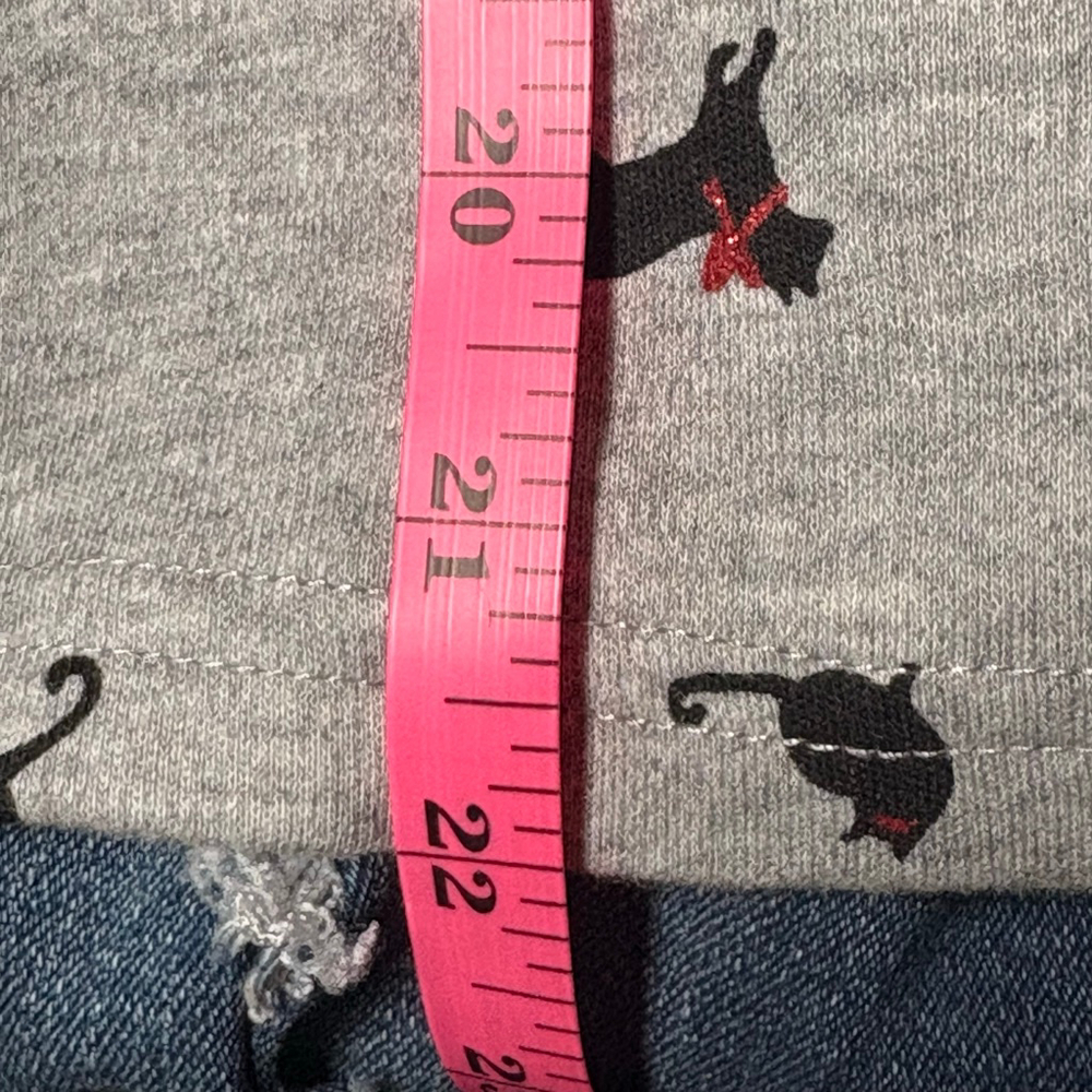 Women's KAREN SCOTT Petite Long Sleeve Tee‎ Gray Black Cat Print - Picture 8 of 8